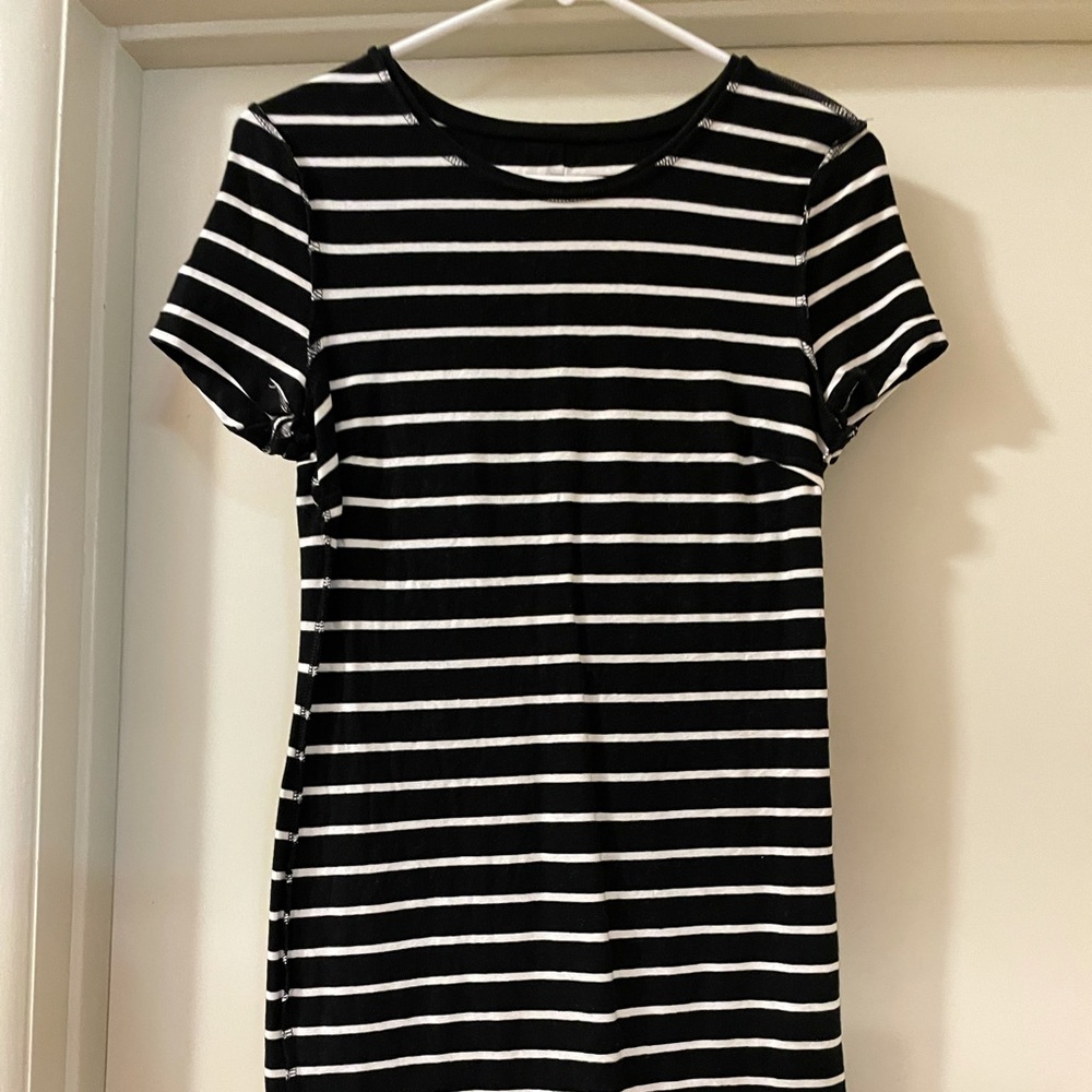 Old Navy t-shirt dress